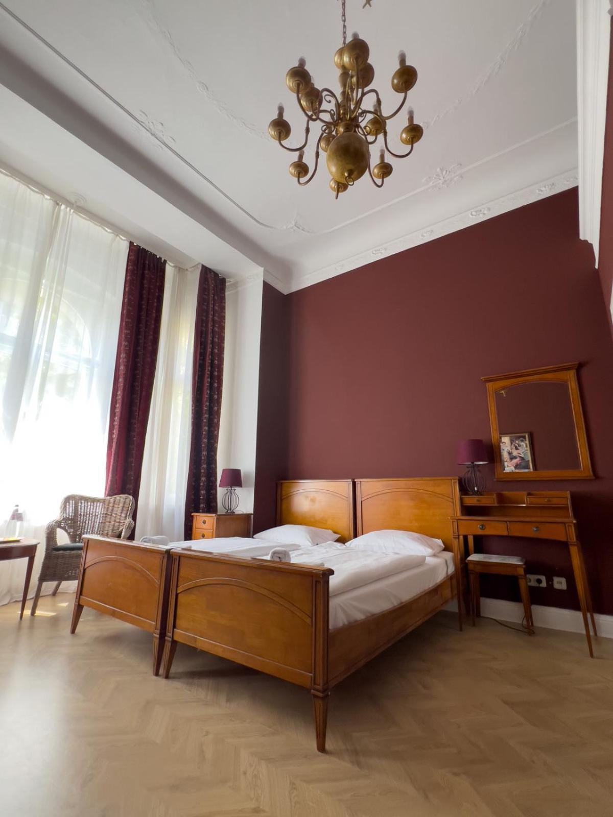 Hotel-Maison Am Olivaer Platz Berlin Luaran gambar