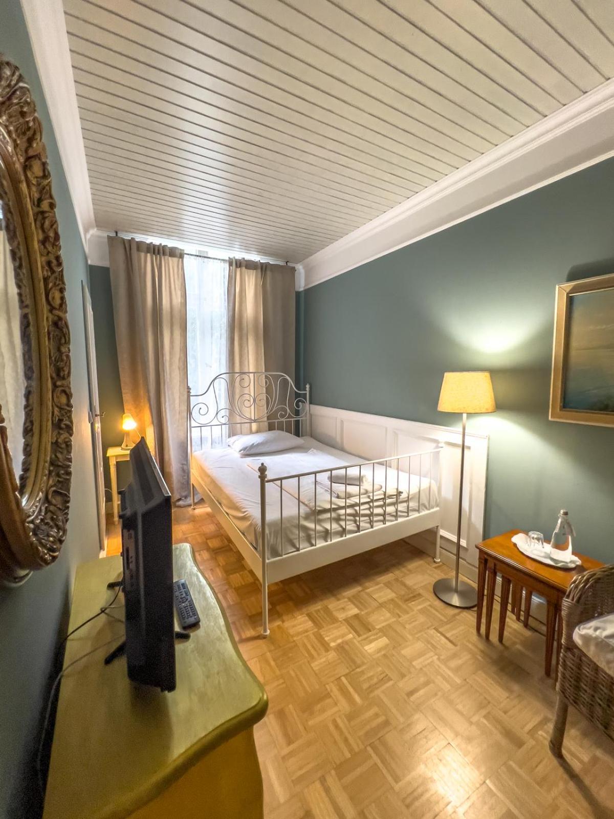 Hotel-Maison Am Olivaer Platz Berlin Luaran gambar