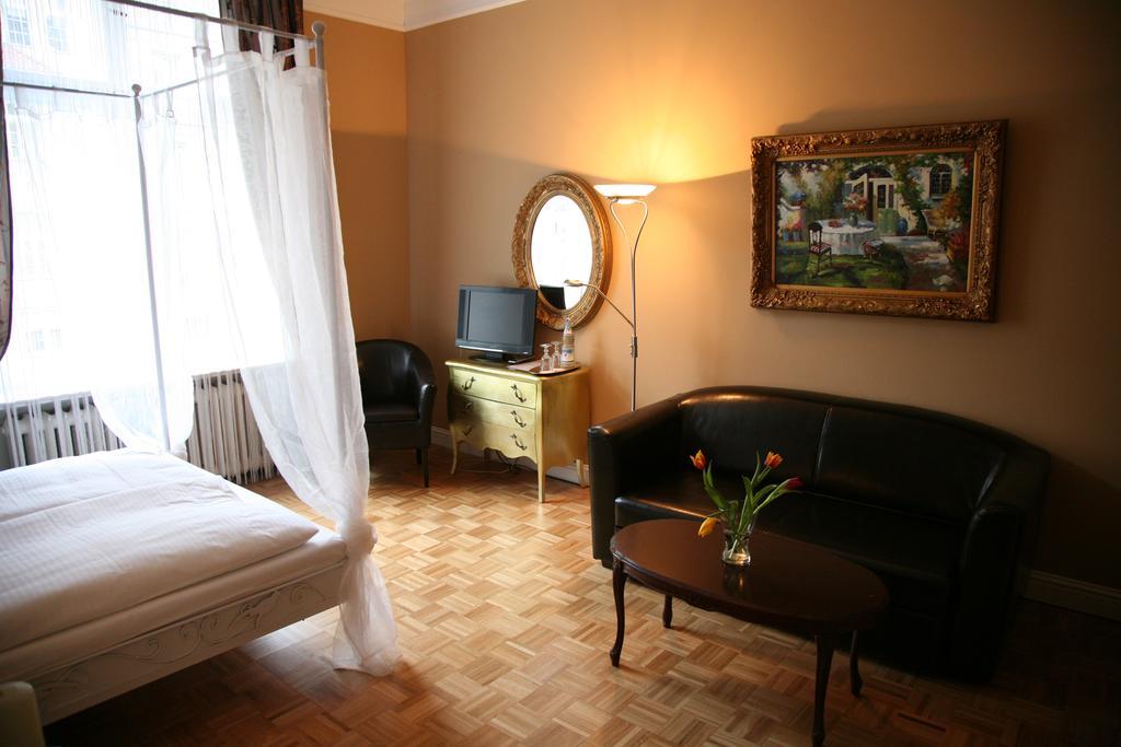Hotel-Maison Am Olivaer Platz Berlin Luaran gambar